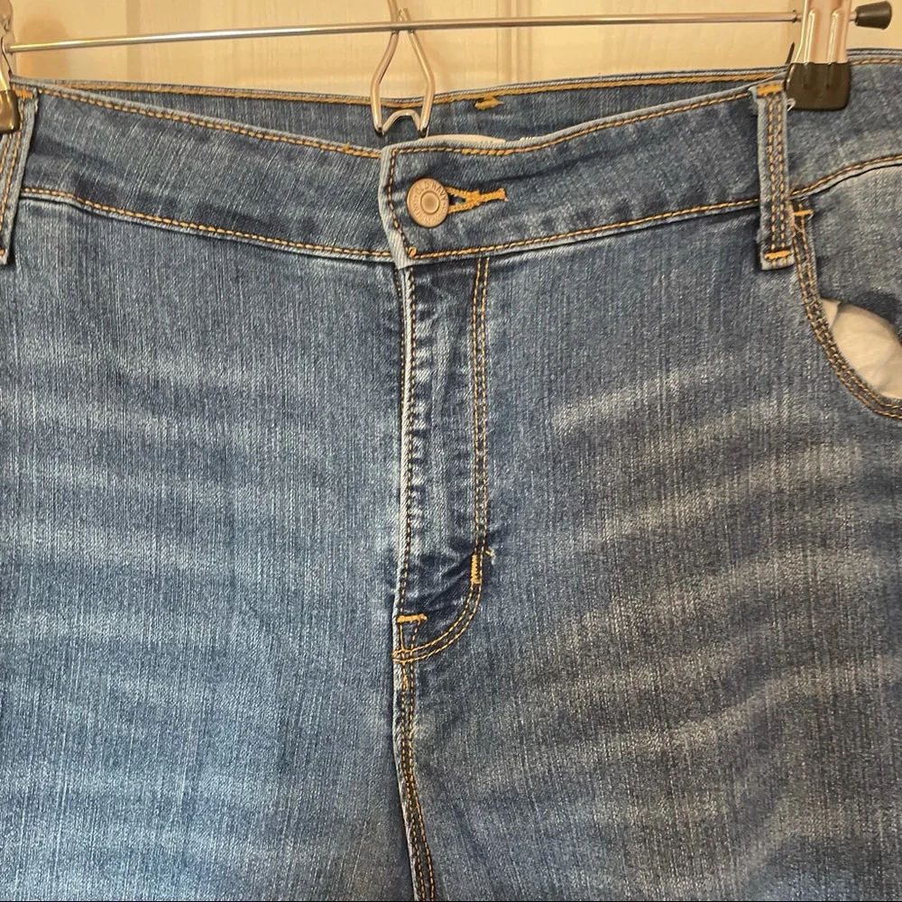Medium Wash Super Skinny Ankle Jeans - Picture 3 of 7
